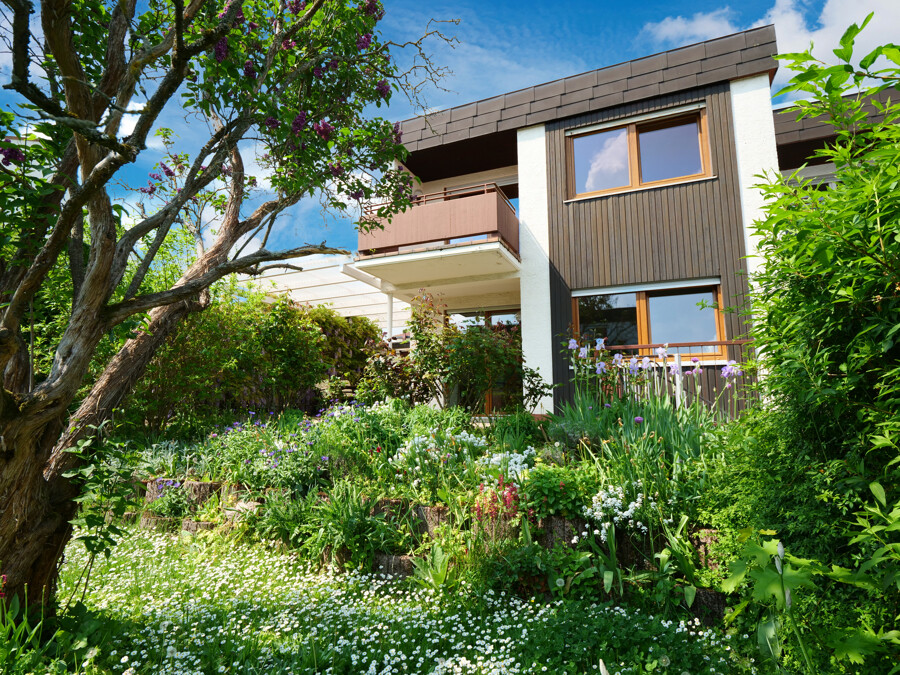 Hausansicht vom Garten aus