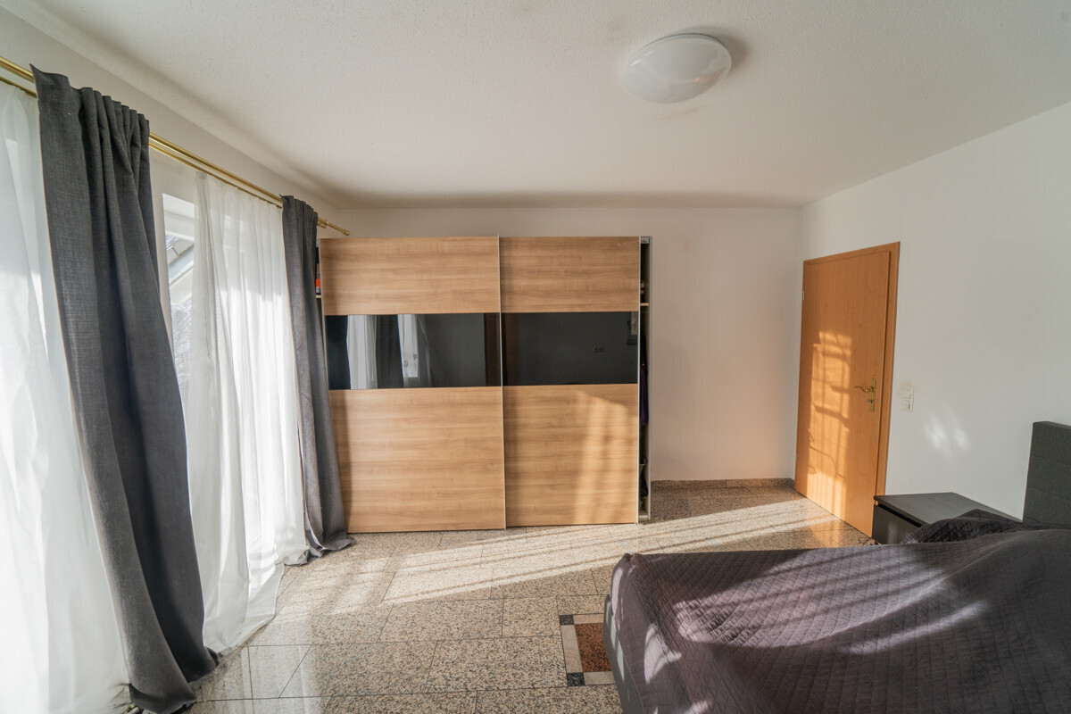Schlafzimmer / Küche OG