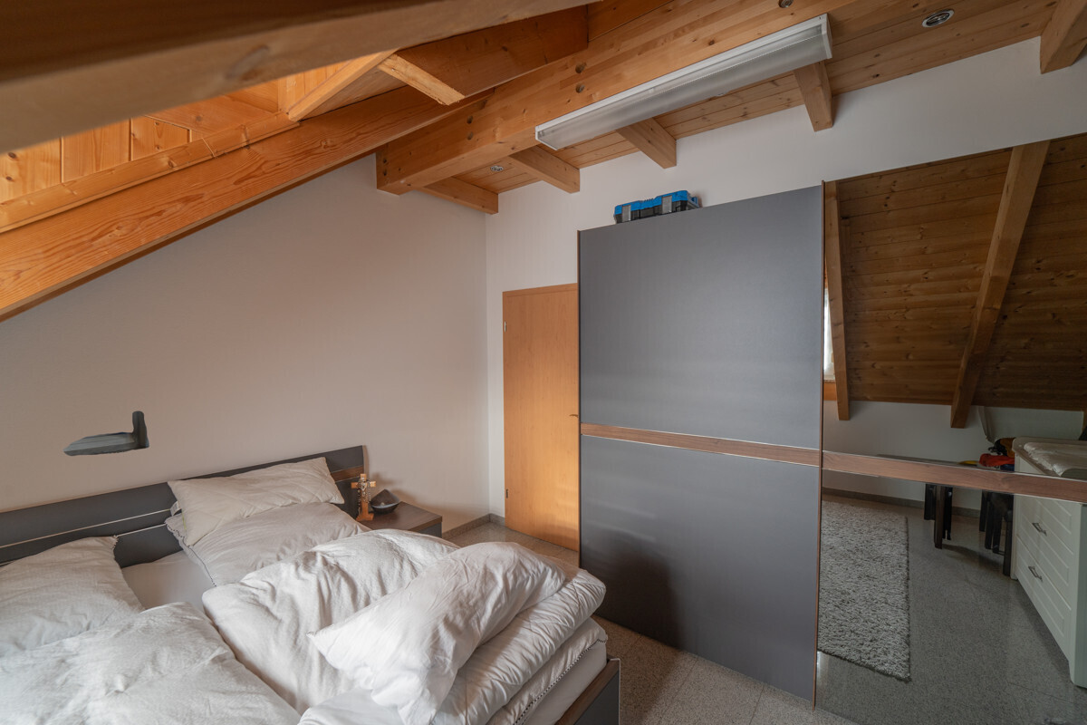 Schlafzimmer DG