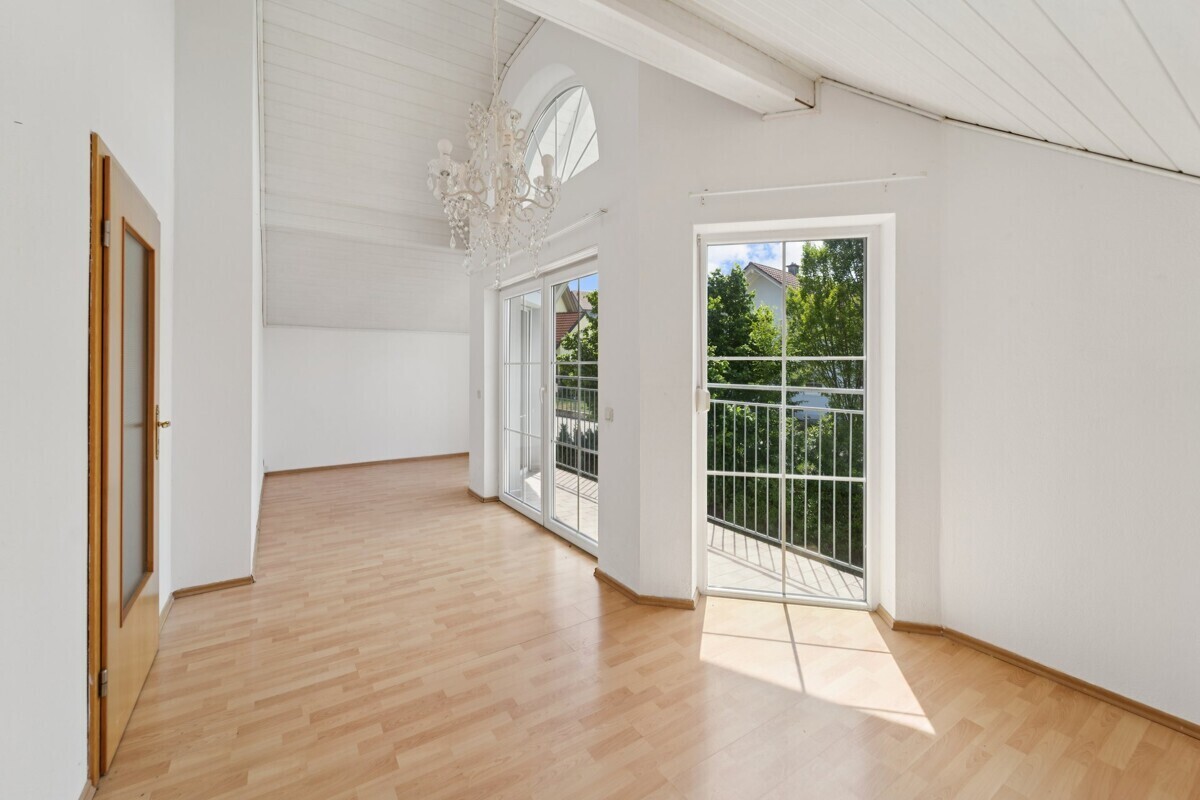 Wohnzimmer DG