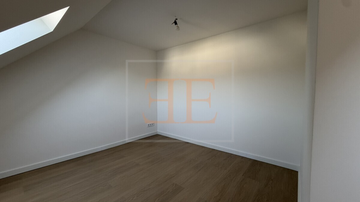 Schlafzimmer 2 im Dachgeschoss