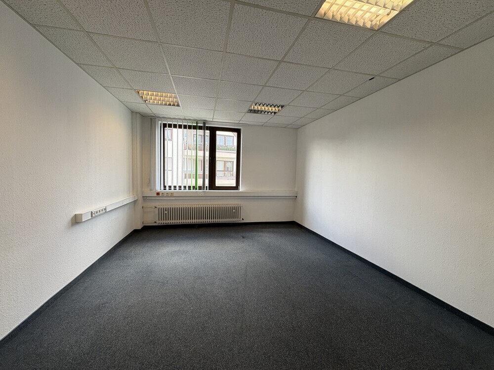 Büro 4