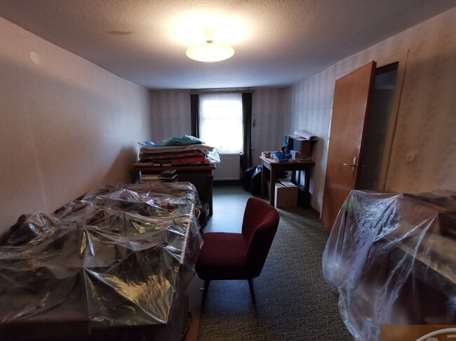 Altbau OG Schlafzimmer