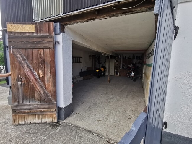 garage