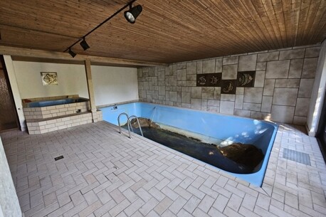 Keller Pool