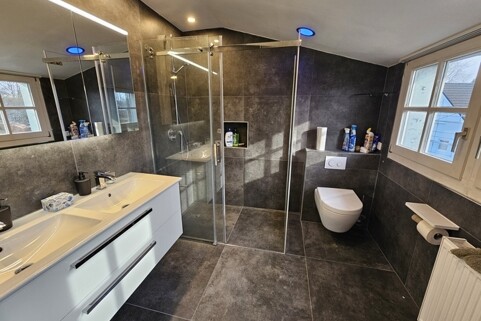 OG Badezimmer