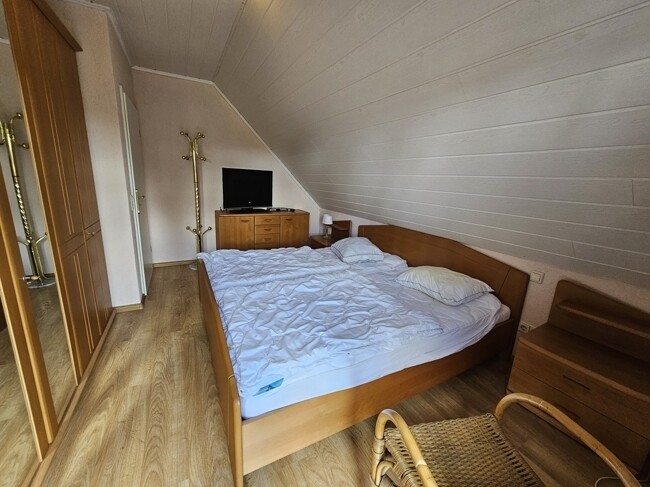OG Schlafzimmer 1