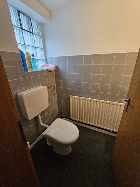 WC EG