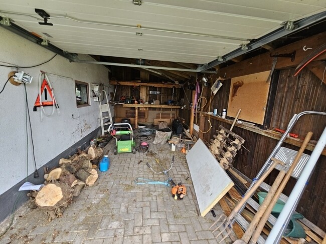 Garage 2