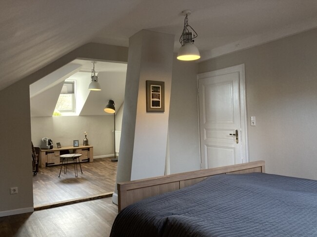 Schlafzimmer DG