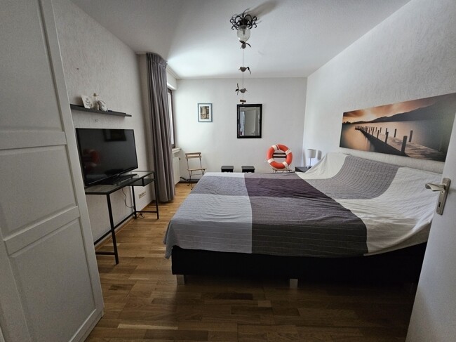 Schlafzimmer UG