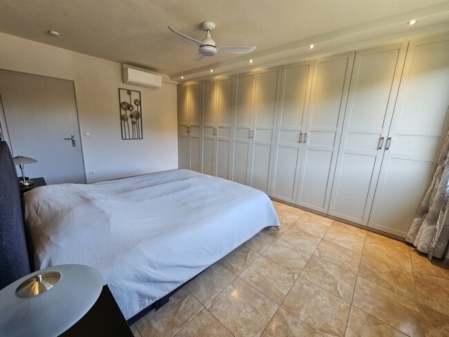 Schlafzimmer EG