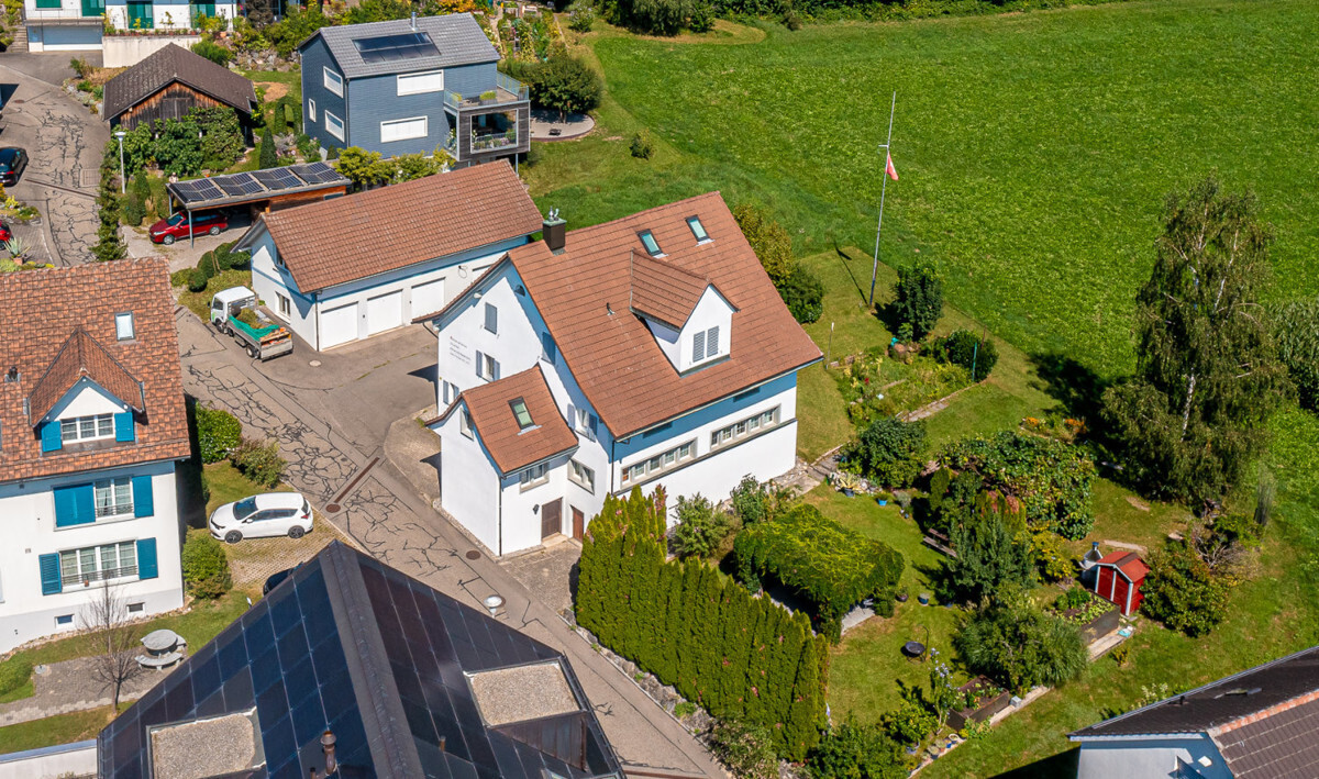 MFH_Anhöheweg_8_Ottikon_Aussenansicht