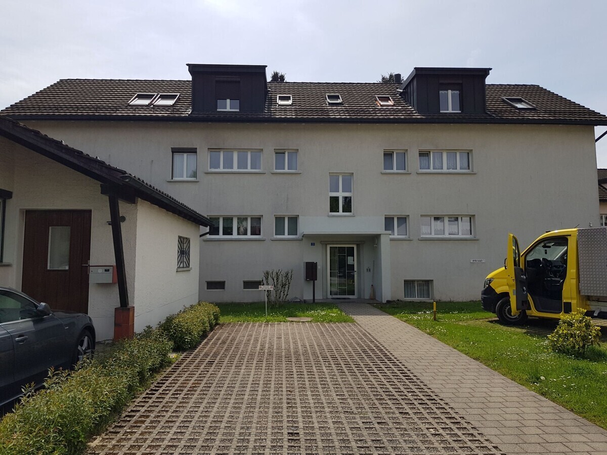 Aussenansicht_Eingang_web