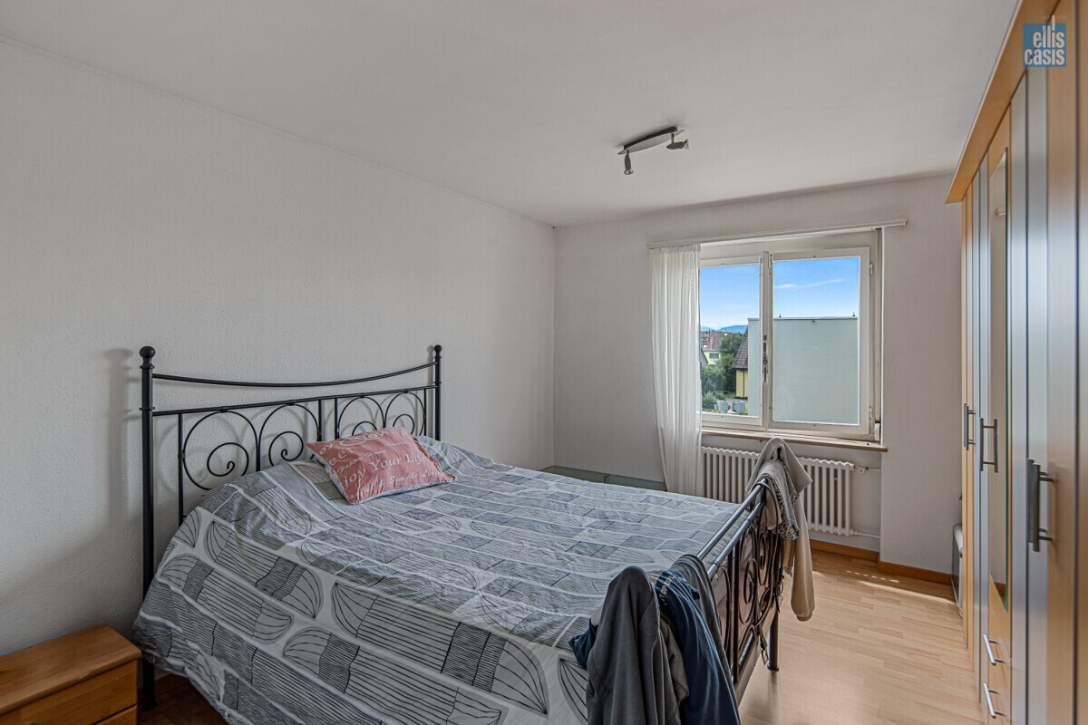MFH_Gstaldenstrasse_8_Hinwil_Schlafzimmer_2