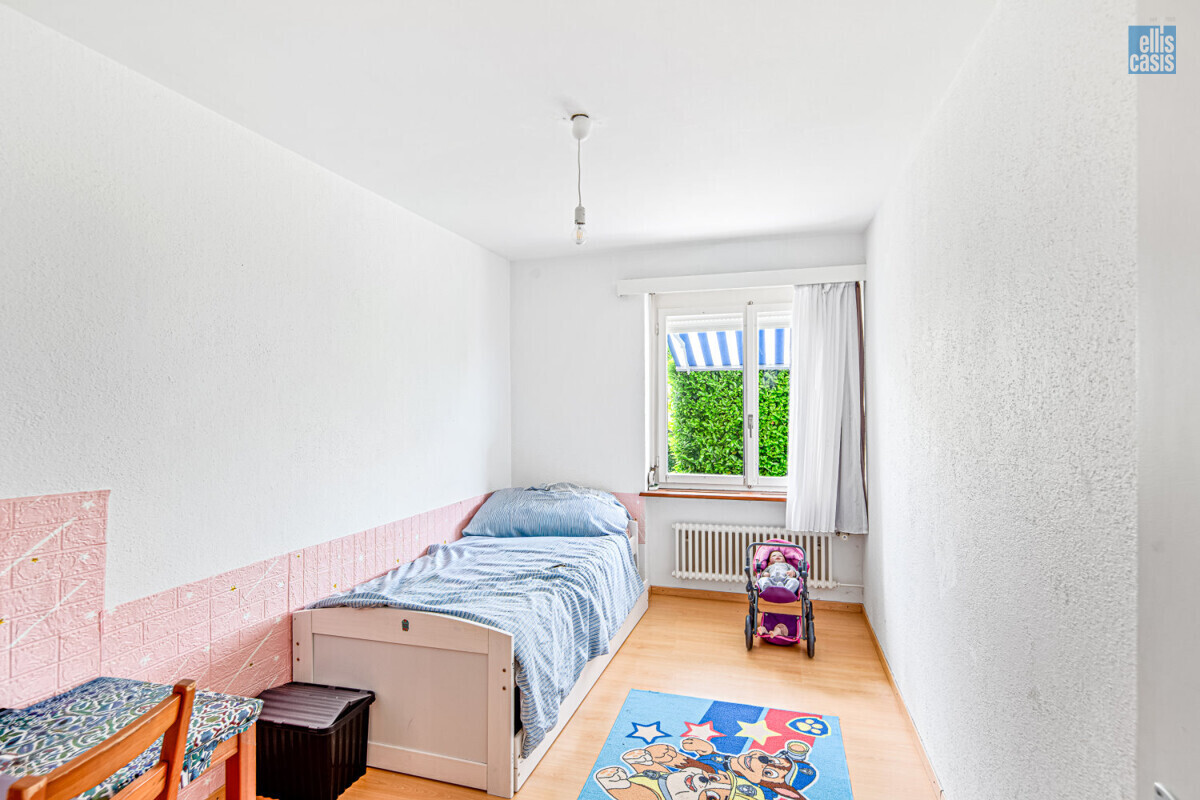 MFH_Gstaldenstrasse_8_Hinwil_Zimmer_4