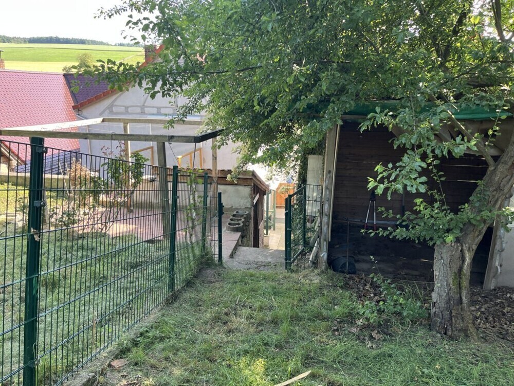 Garten mit Schuppen