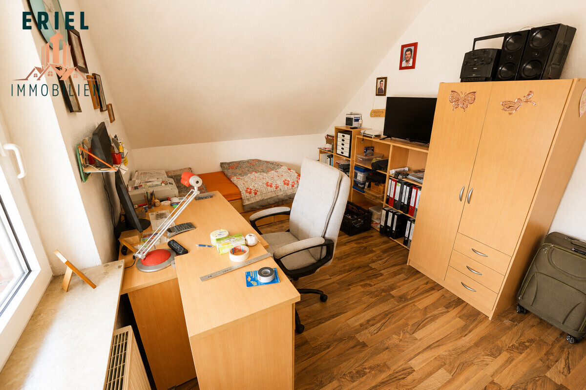 Schlafzimmer III OG