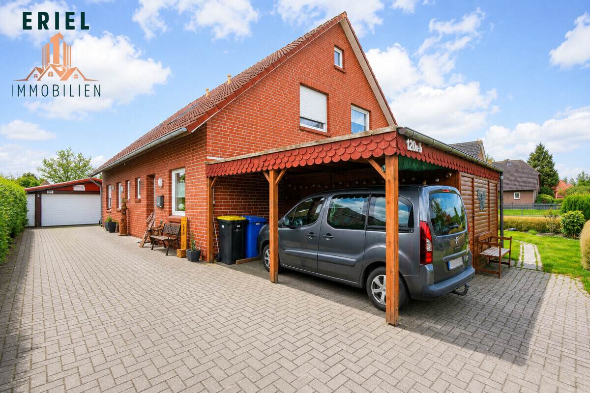 Front mit Garten