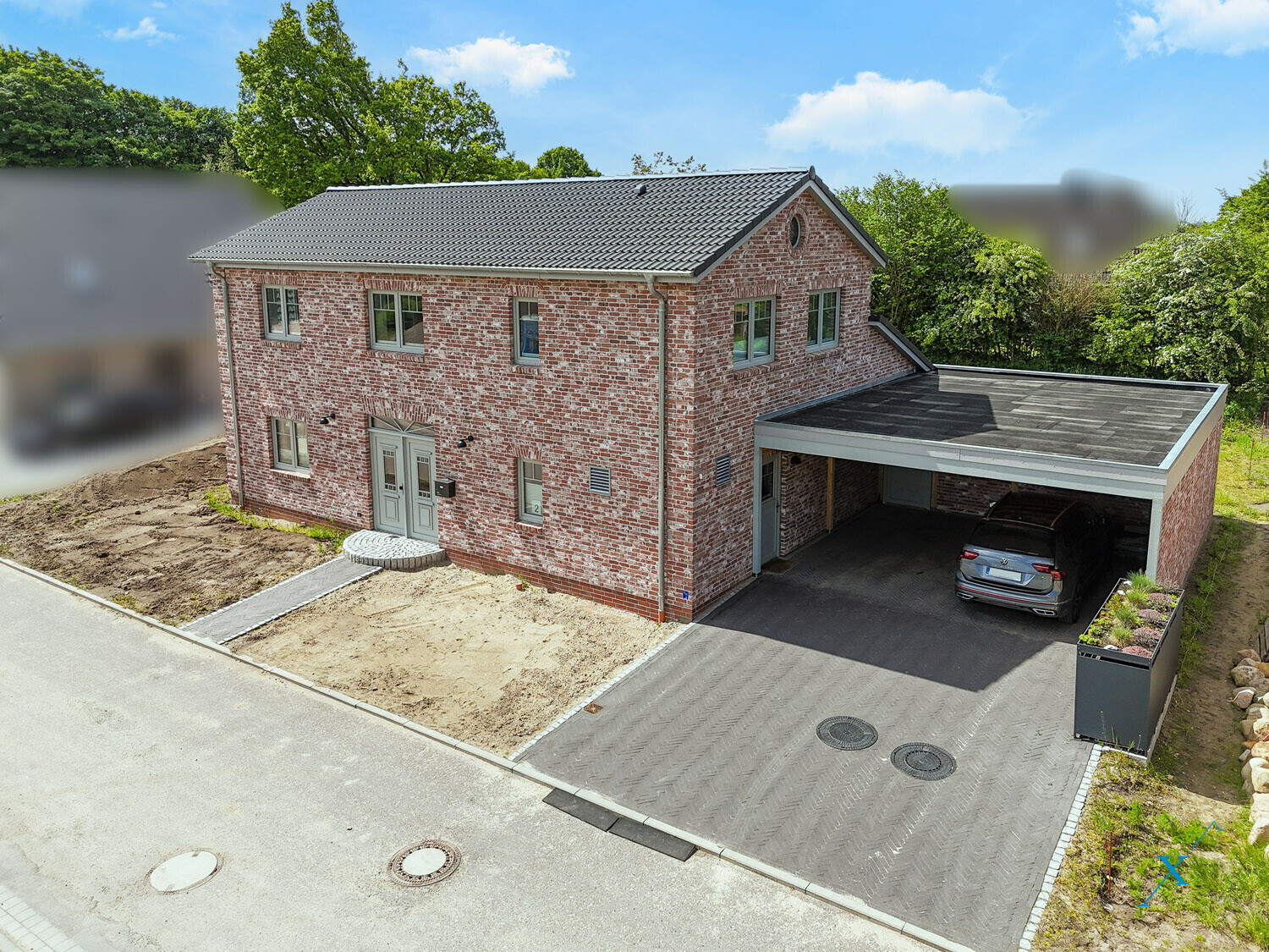 Drohne_Carport_ausgeblendet
