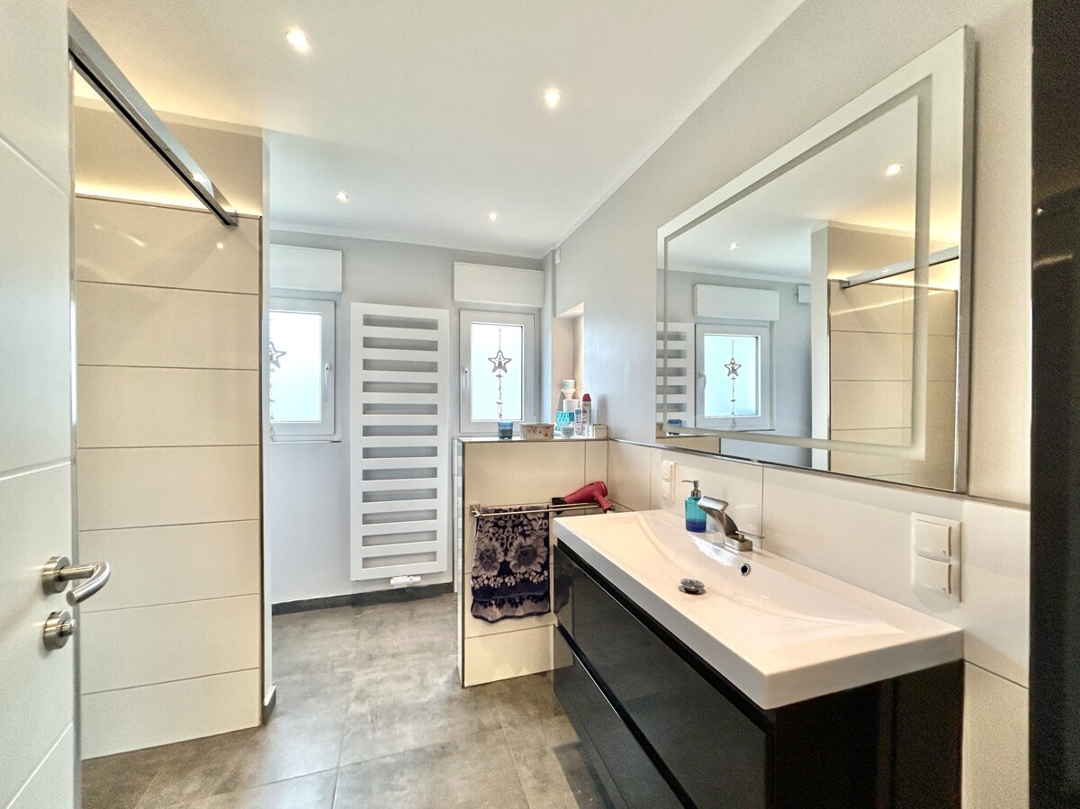 Badezimmer EG