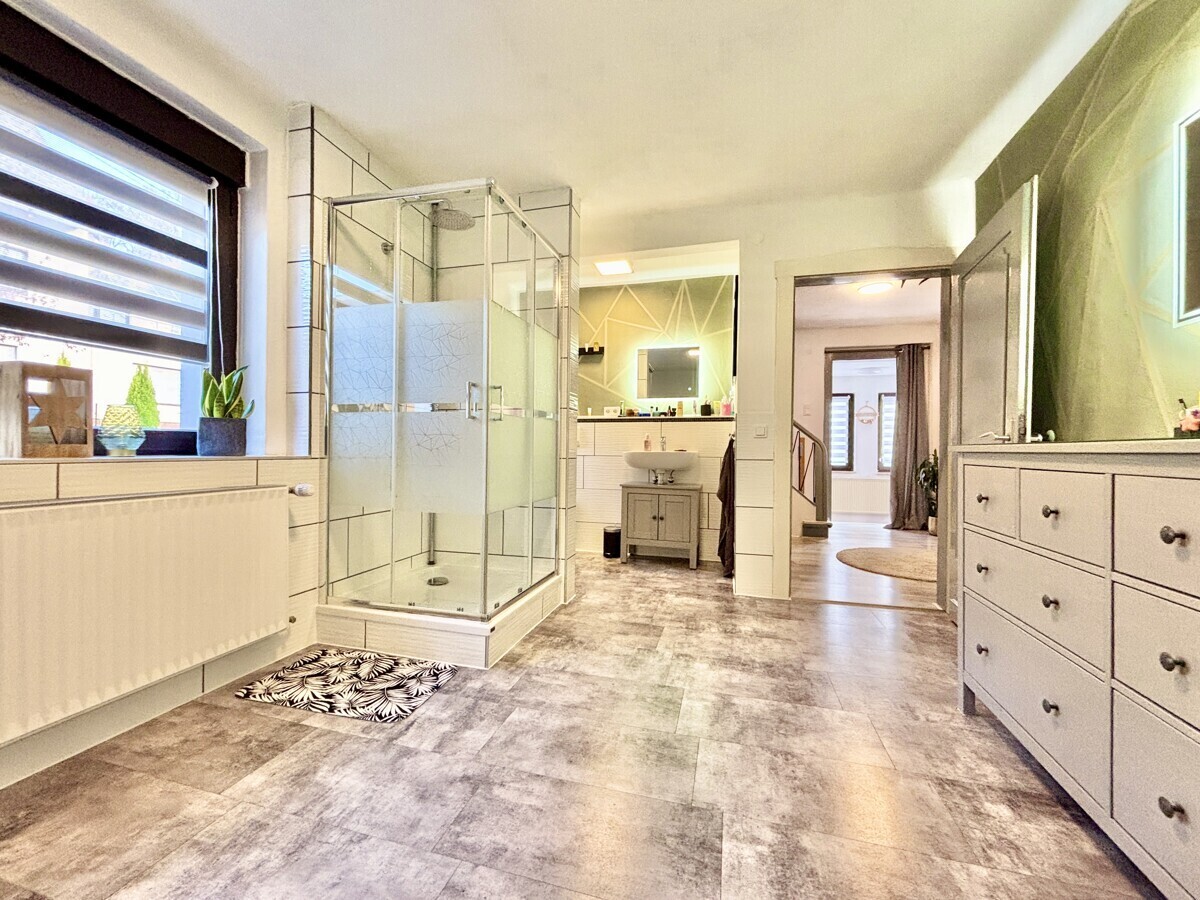Badezimmer EG