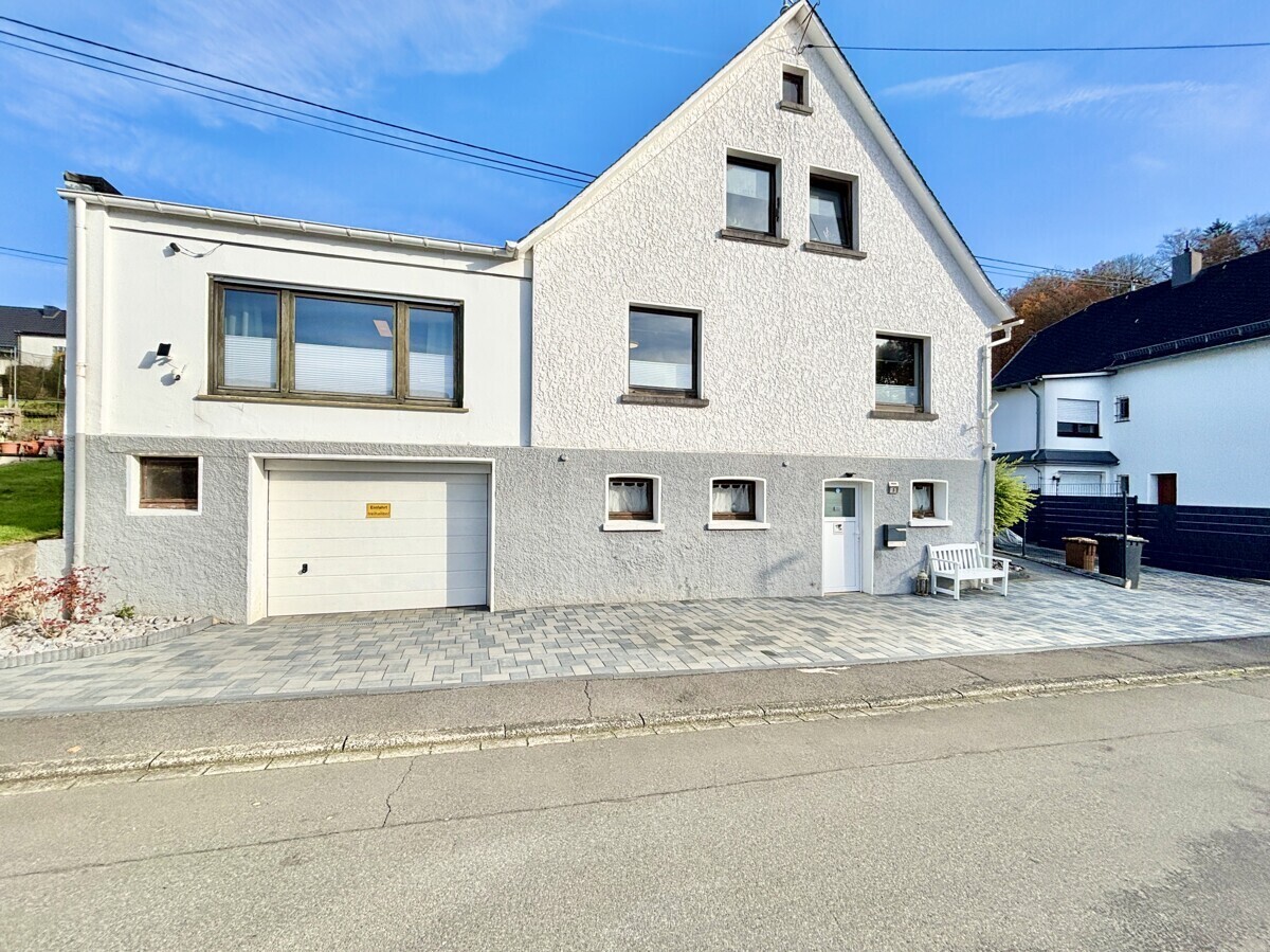 Straßenansicht