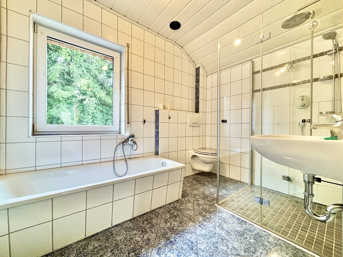 Badezimmer DG