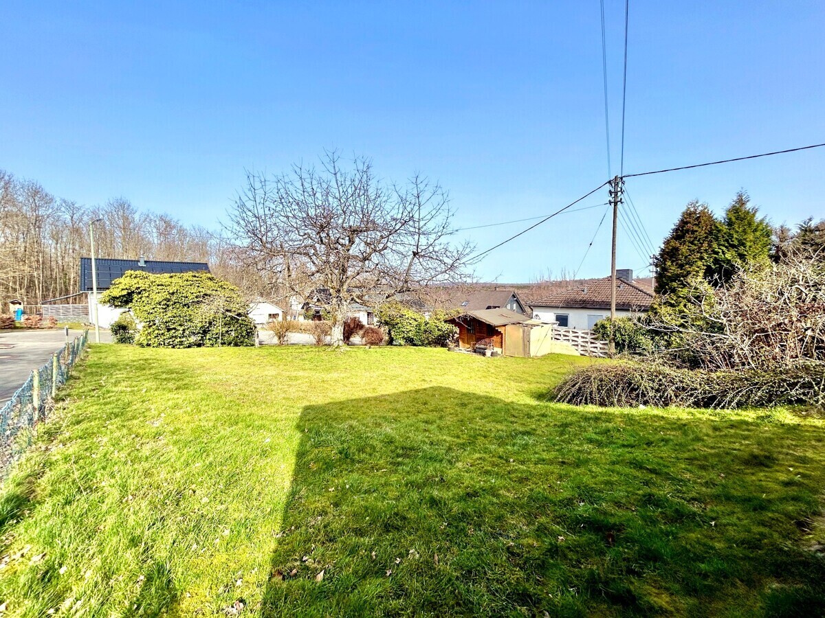 Weitläufiges Grundstück