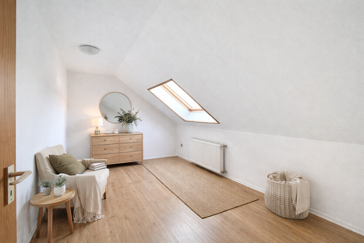Kinderzimmer DG Renovierungsbeispiel