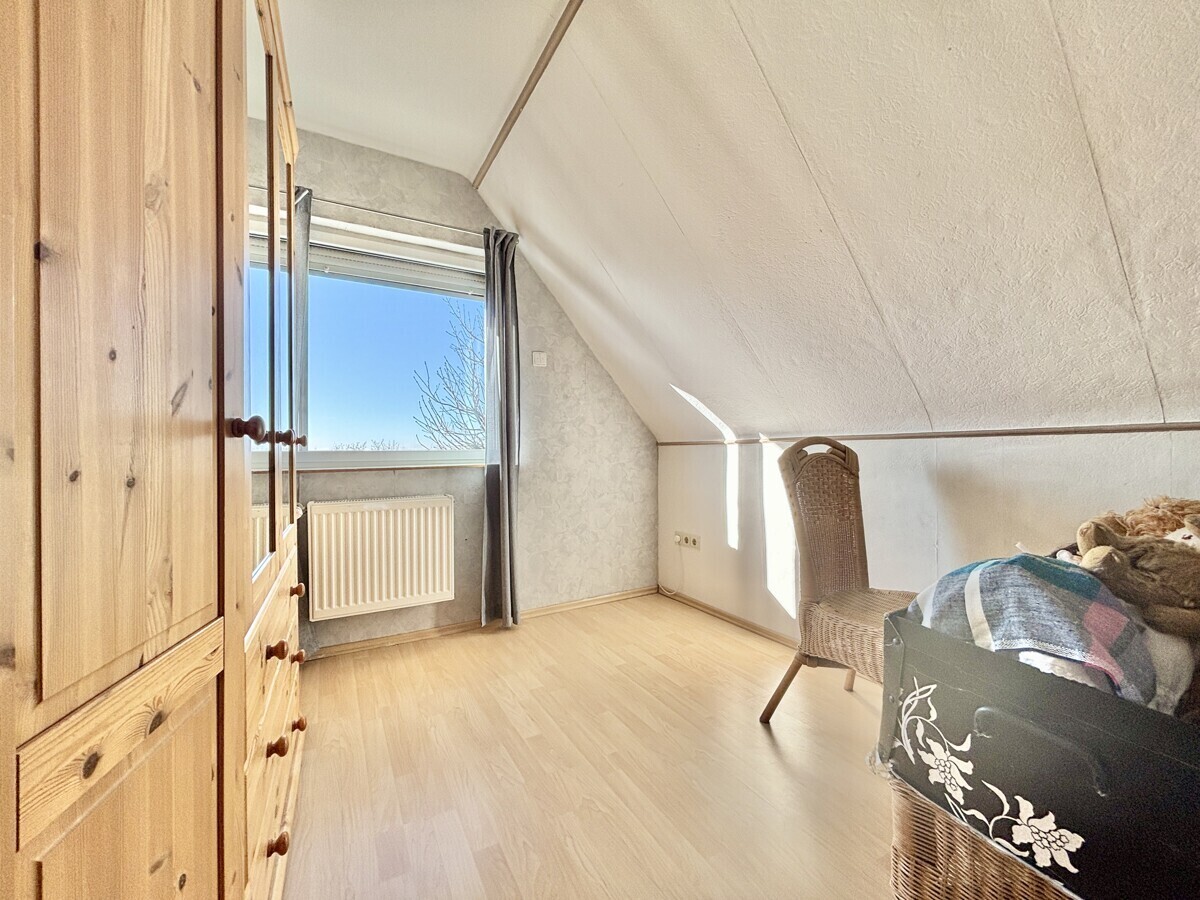 Schlafzimmer DG