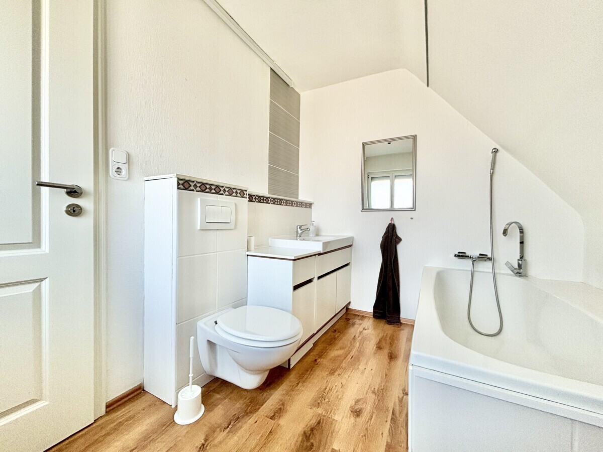 Badezimmer DG