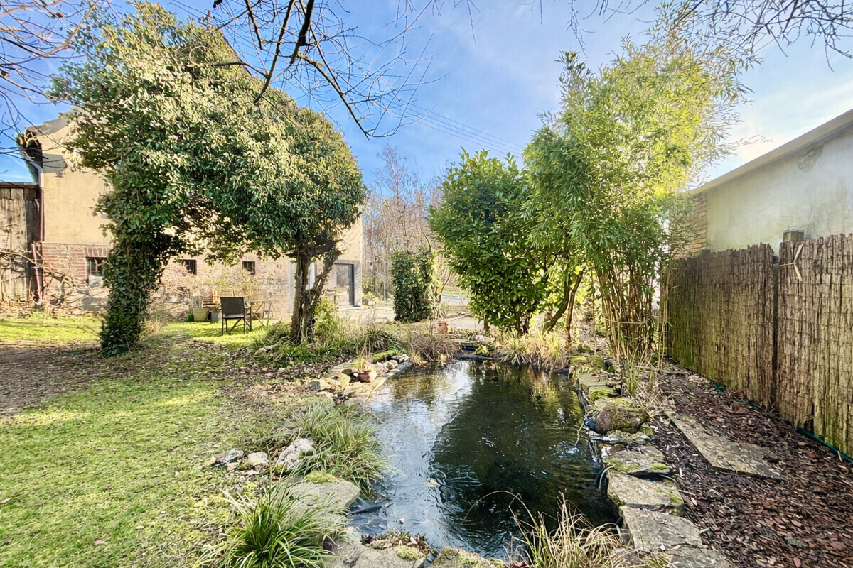 Garten mit Teich 