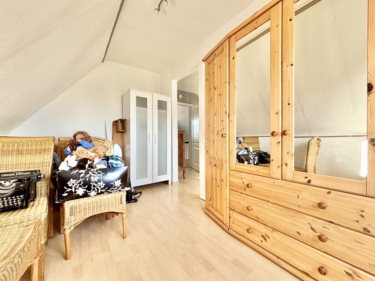 Schlafzimmer DG