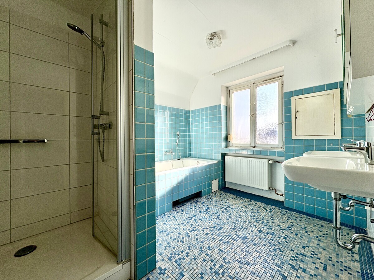 Badezimmer DG