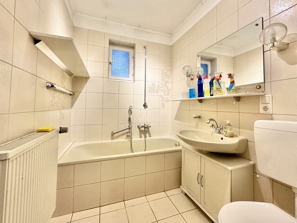 Badezimmer EG