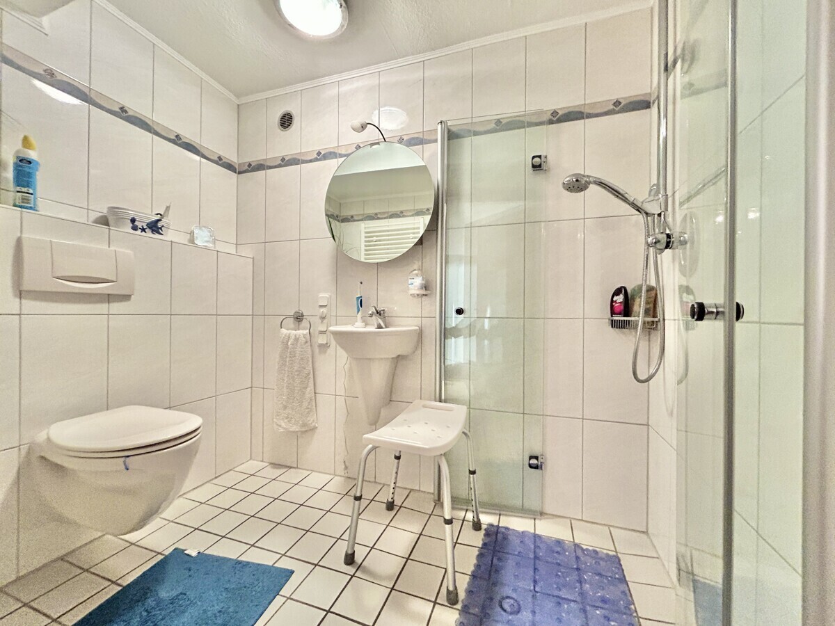 UG barrierefreies Badezimmer