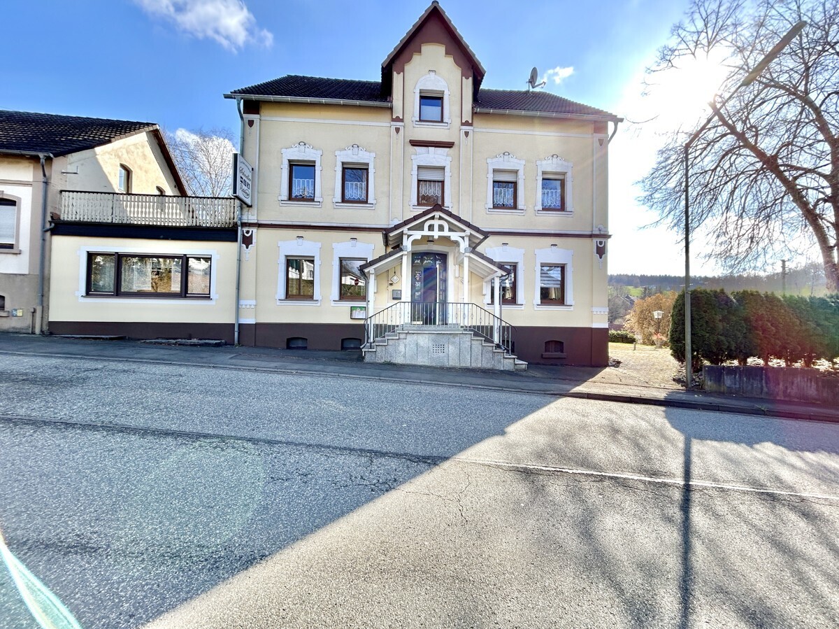 Straßenansicht Gaststätte