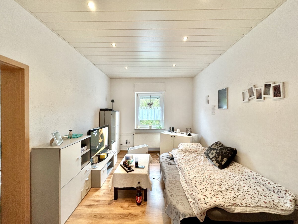 Wohnzimmer Mietwohnung EG