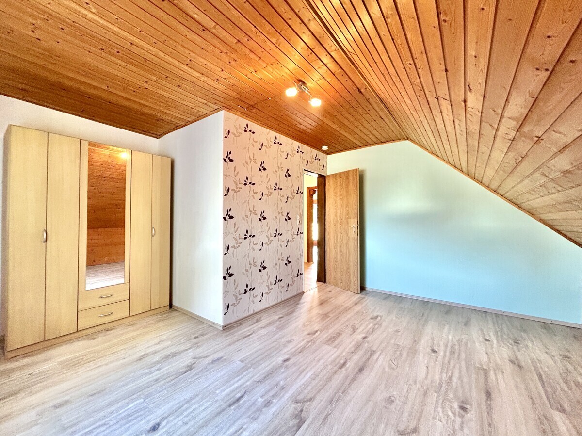 Schlafzimmer 3 DG