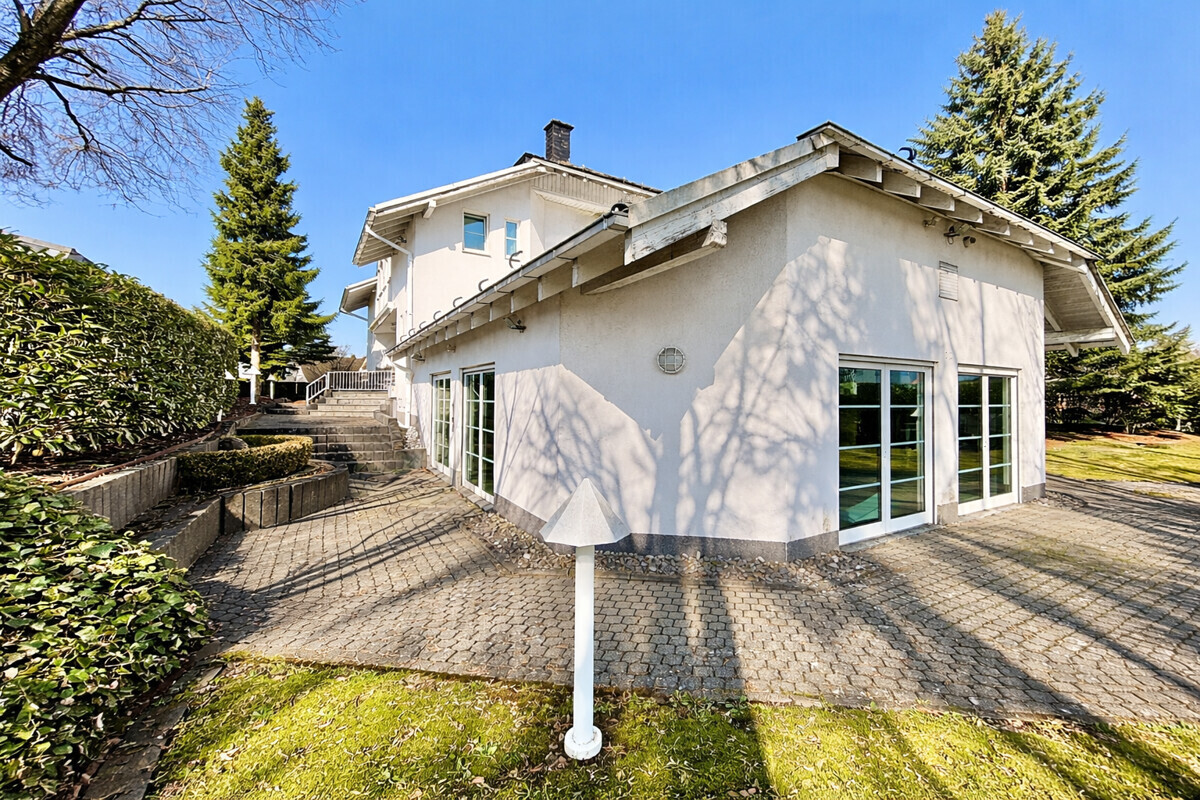 Rückansicht Poolhaus