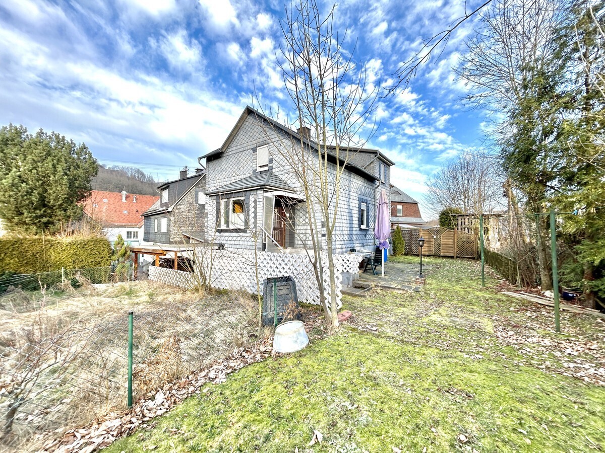 Rückansicht mit Garten