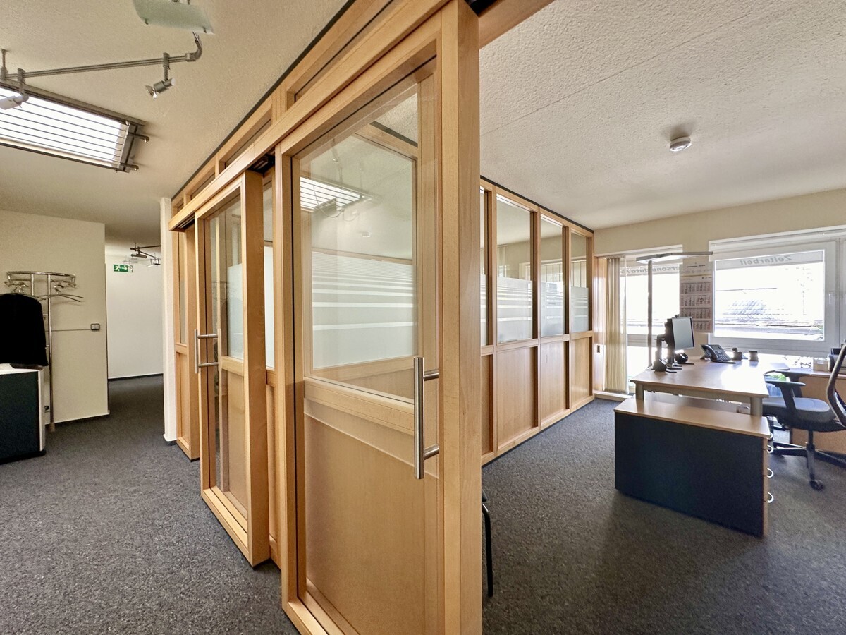 Büro