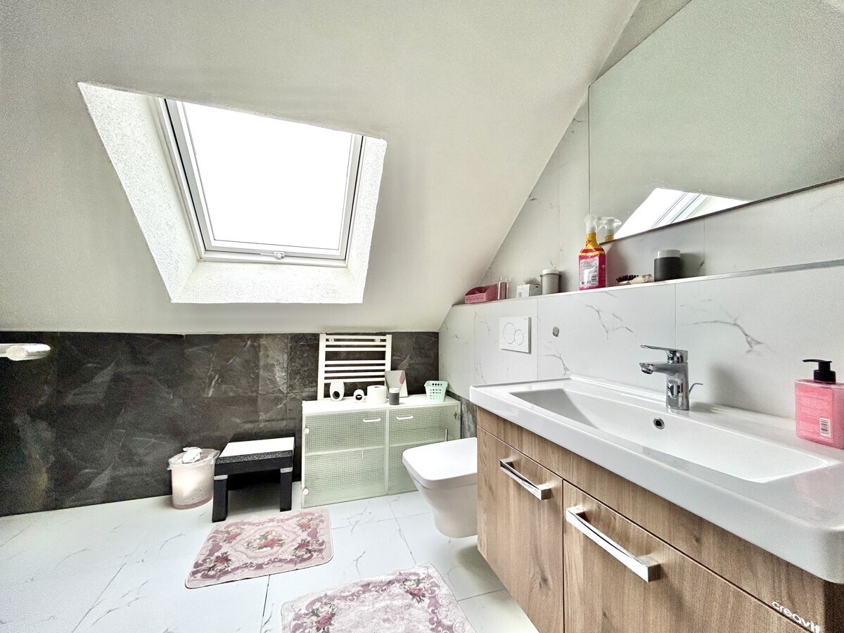 Badezimmer DG
