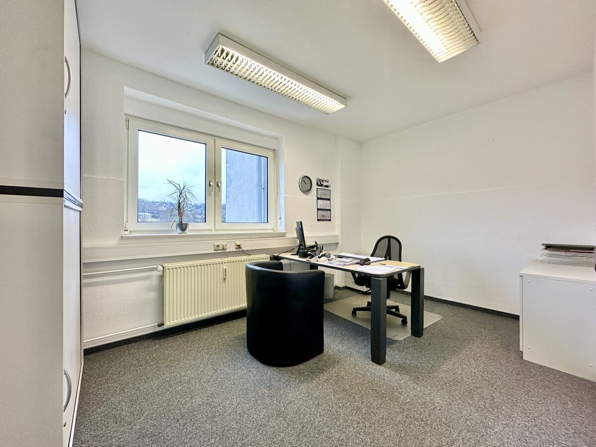 Büro 2. OG