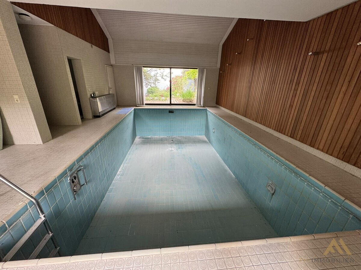 Schwimmbad