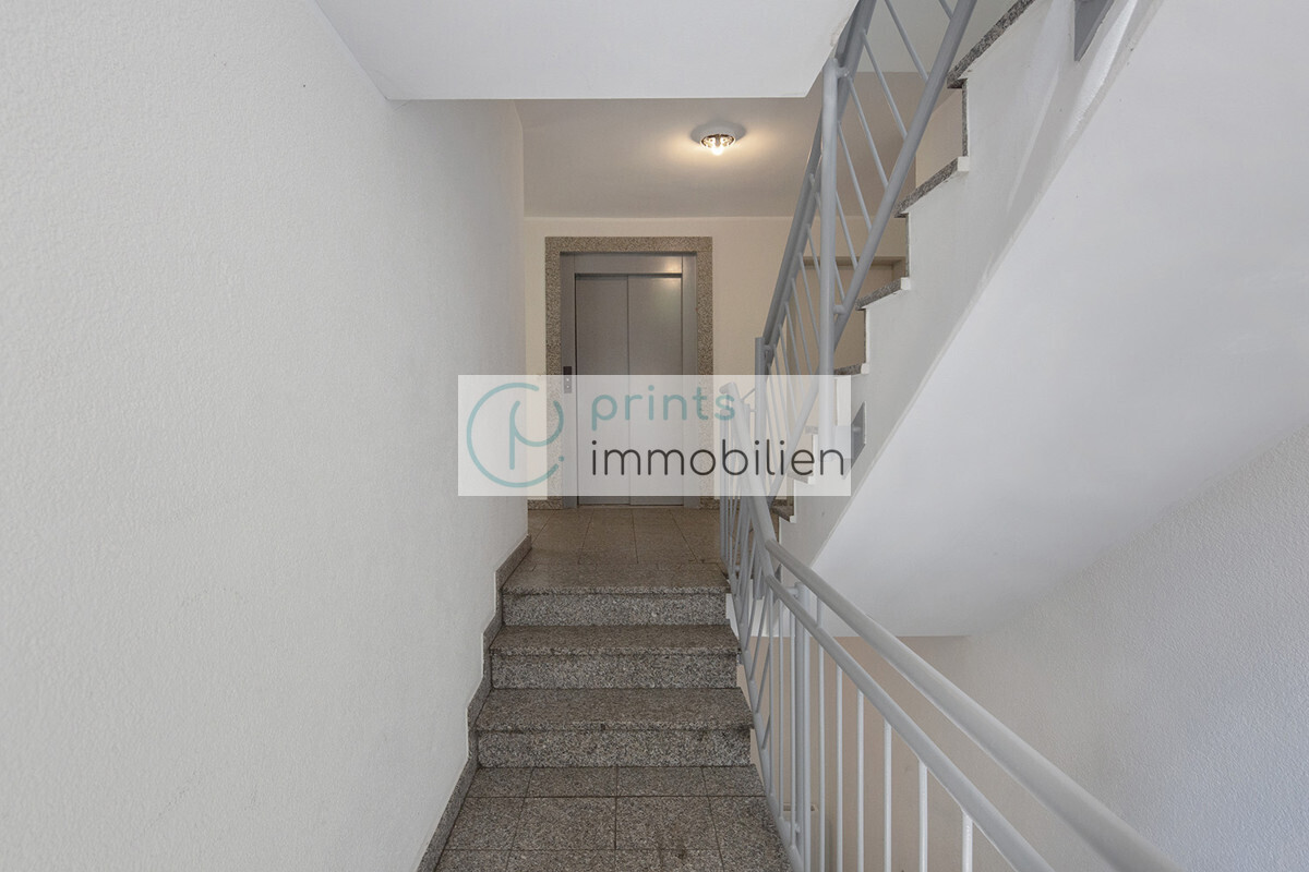Trepppenhaus 2