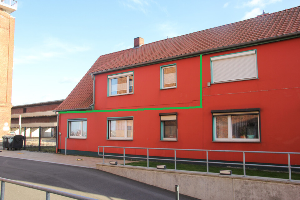 Hausansicht West markiert