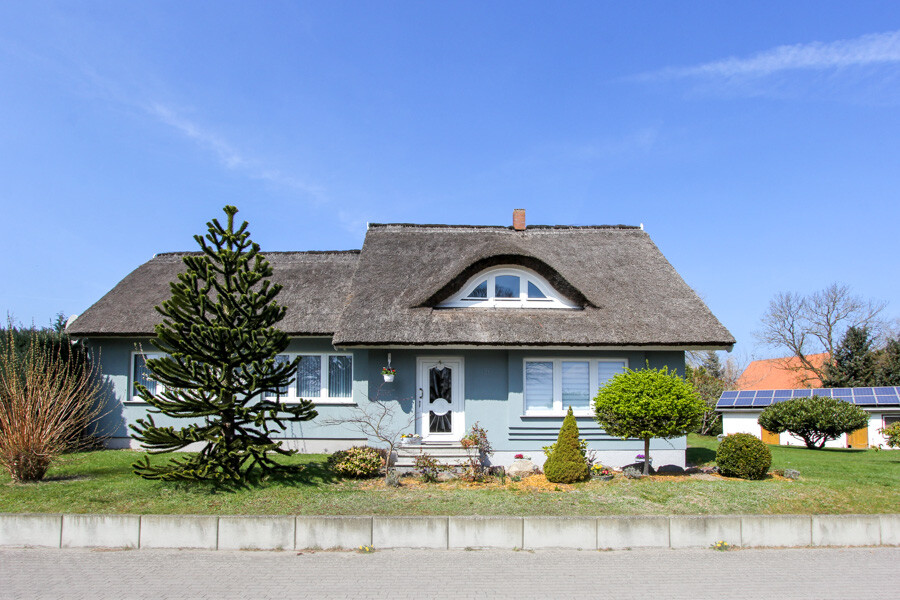 Hausansicht  Straße