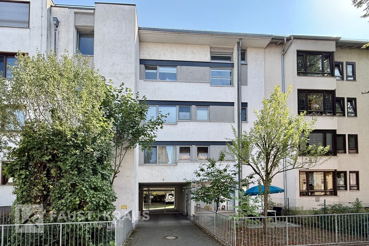 Straßenseite Hausansicht